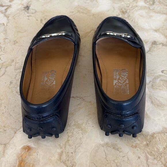 Salvatore Ferragamo Leather Driver with Gancini Ornament - Picture 7 of 16